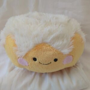NWT Cinnamon Roll Squishable